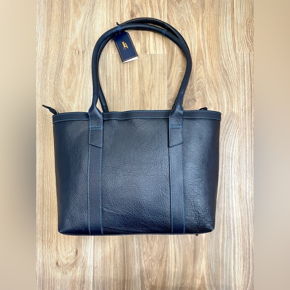Links & Kings LADIES AILSA TOTE in Navy NWT